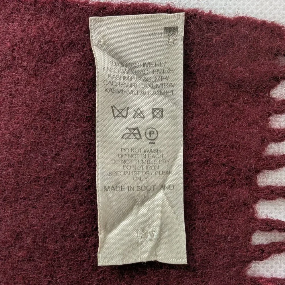 Burberry Classic Nova Check 100% Cashmere Maroon Scarf Made In Scotland - Picture 6 of 8